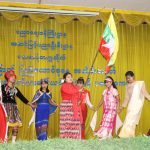 တိုင်းရင်းသားရိုးရာဝတ်စားဆင်ယင်မှုပြပွဲနှင့် ပဒေသာကပွဲ